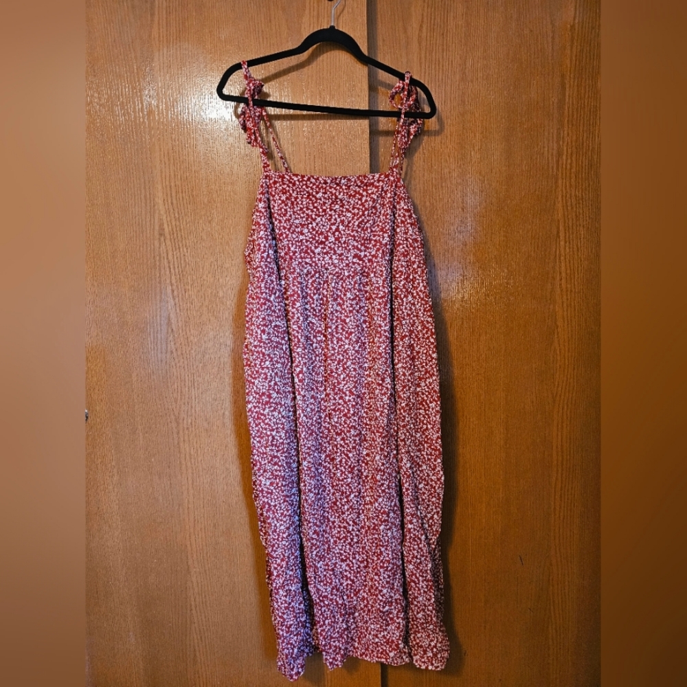 Old Navy tie shoulder sundress NEVER WORN